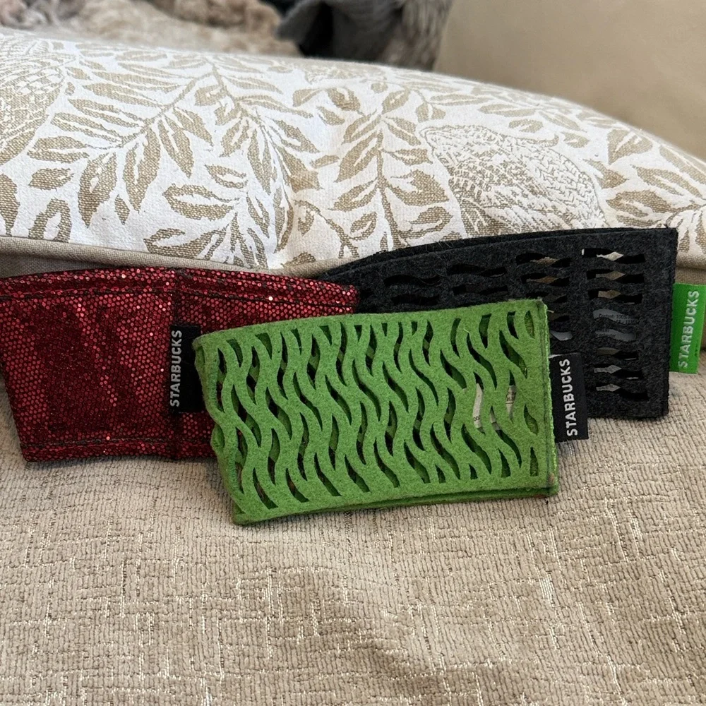 Starbucks Reusable Coffee Cup Sleeves Bundle of 3 Holiday Red Green Zig-Zag